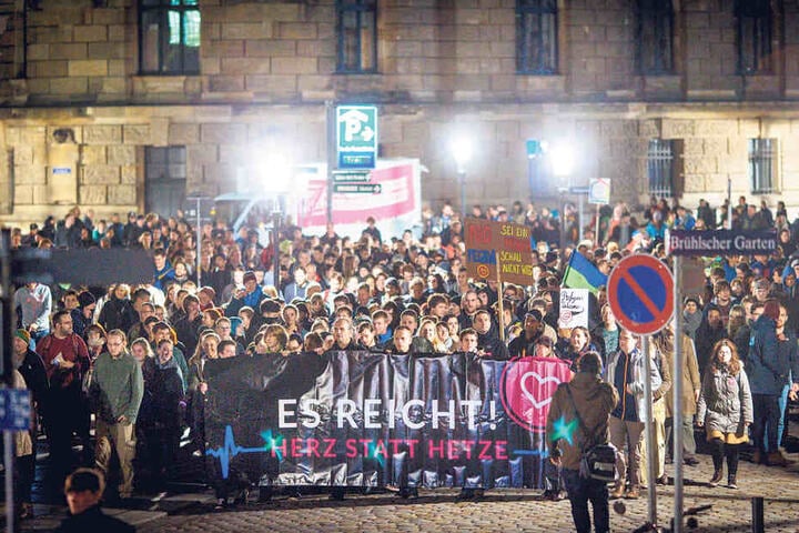 Das Bündnis „Herz statt Hetze“ will am Montag auf die Straße gehen.