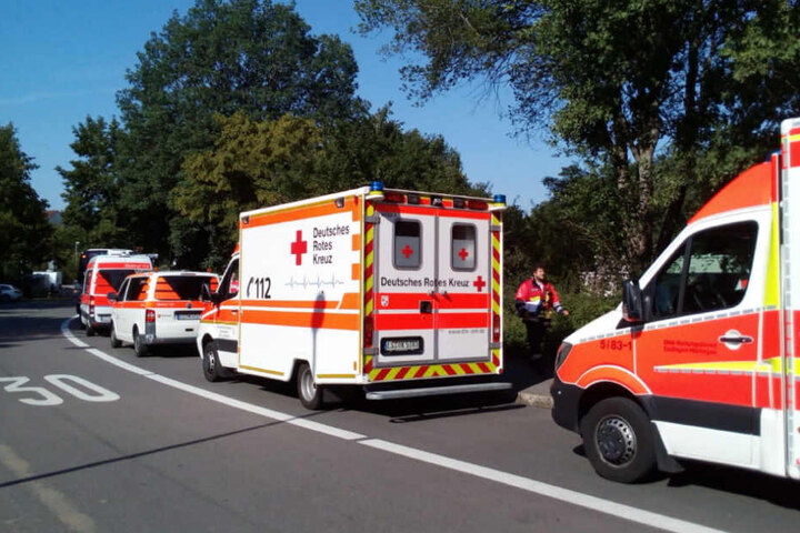 Rund 30 Rettungskräfte waren vor Ort im Einsatz.