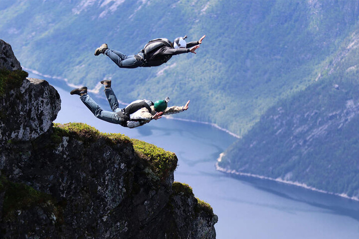 Basejumping ist ein gefährliches Hobby.