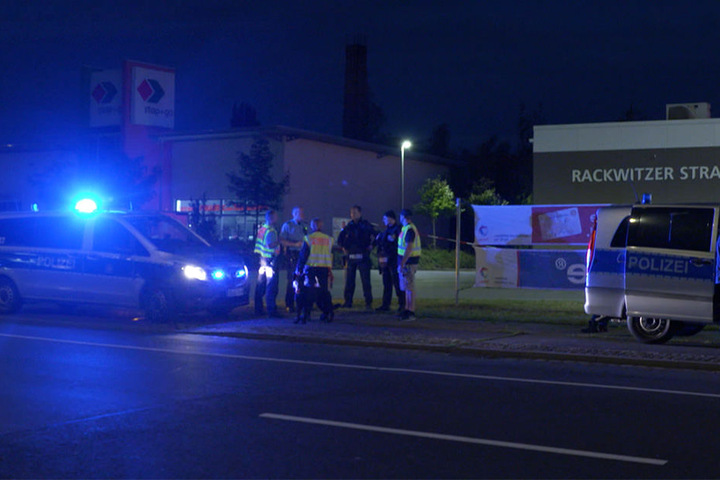 Die Rackwitzer Straße wurde auf der Suche nach dem Täter kurzzeitig gesperrt.