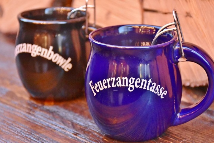 Der Erlös des Getränkeverkaufs wird für einen guten Zweck gespendet.