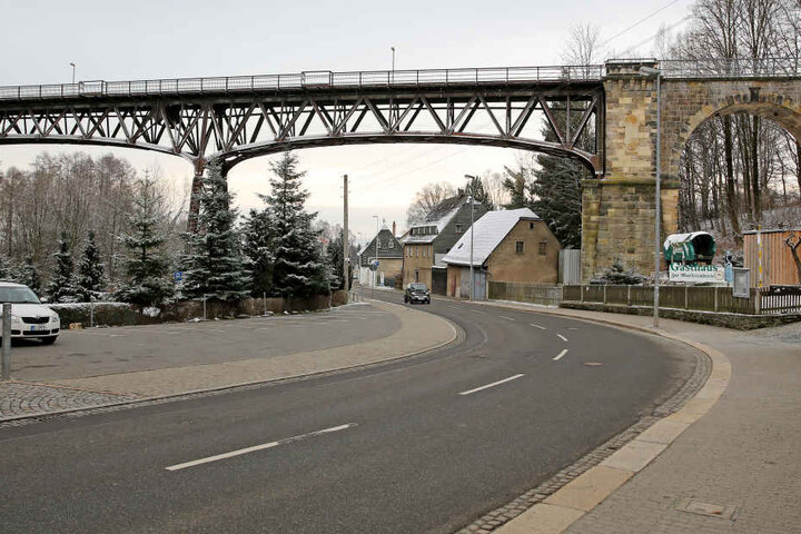 Von 2019 bis 2022 wird das Rabensteiner Viadukt saniert.
