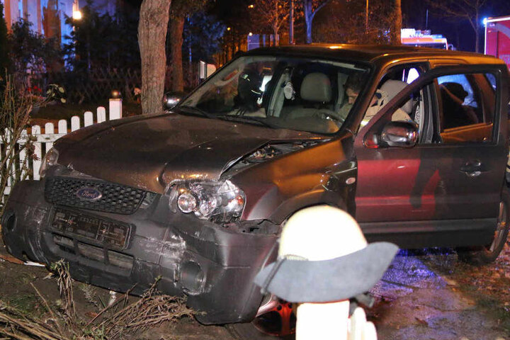 Den Wagen zu bergen war keine leichte Aufgabe.