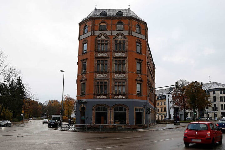Es war nicht der erste Anschlag auf das Chemnitzer Lokomov.