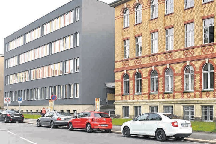 An der Fetscherstraße Ecke Fiedlerstraße neben der Dresdner Uniklinik hat der
bundesweit tätige Verein für Knochenmark- und Stammzellspenden (VKS) seine
Zentrale.