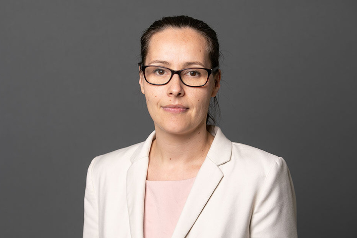 Stadträtin Heike Ahnert (38, CDU) wartet auf die Ausschreibung.