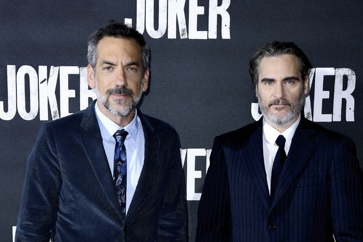 Der Comic-Thriller "Joker" kann auf viele Oscar-Auszeichnungen hoffen, jedoch sollten sich Todd Phillips (l.) und Joaquin Phoenix angesichts der starken Konkurrenz nicht zu früh freuen.