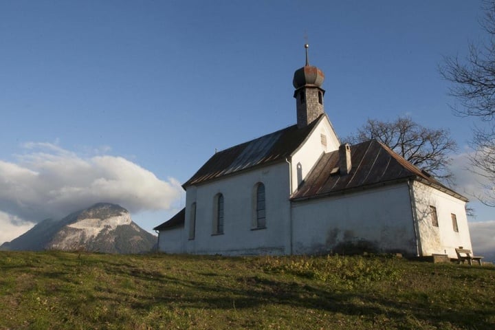 Zahlreiche Kirchen stehen im Visier des IS (Symbolkirche).