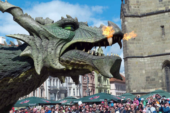 In Pilsen fauchte 2015 ein Drache als Kunstobjekt.