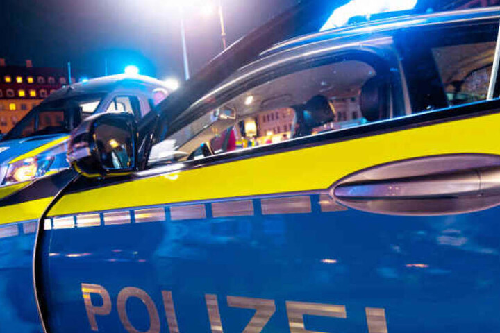 Die Polizei hat die Tatverdächtigen festgenommen. (Symbolbild)