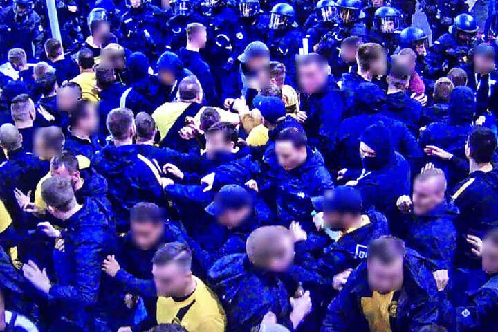 Unter den betreffenden Personen fanden sich auch Anhänger, die aus der Problem-Fanszene des BVB bekannt sind.