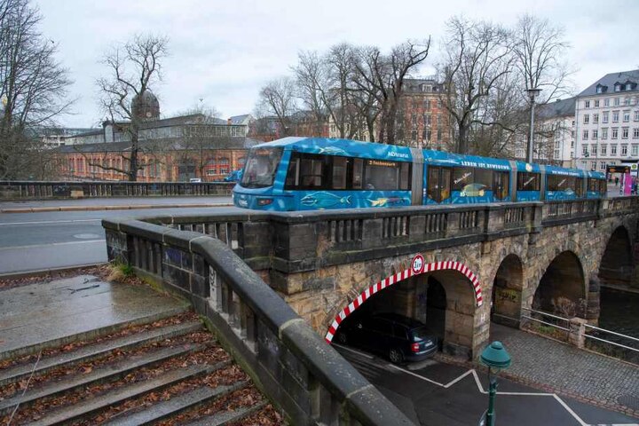 Die CVAG könnte eine Tram über den Kaßberg schicken. Die Infrastruktur würde das aushalten. Wer die Linie bezahlen soll, ist noch offen. (Bildmontage)
