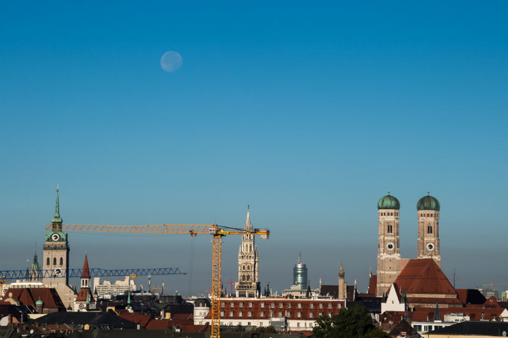 In München gab es bereits drei Schwerverletzte bei Unfällen mit E-Scootern. (Symbolbild)