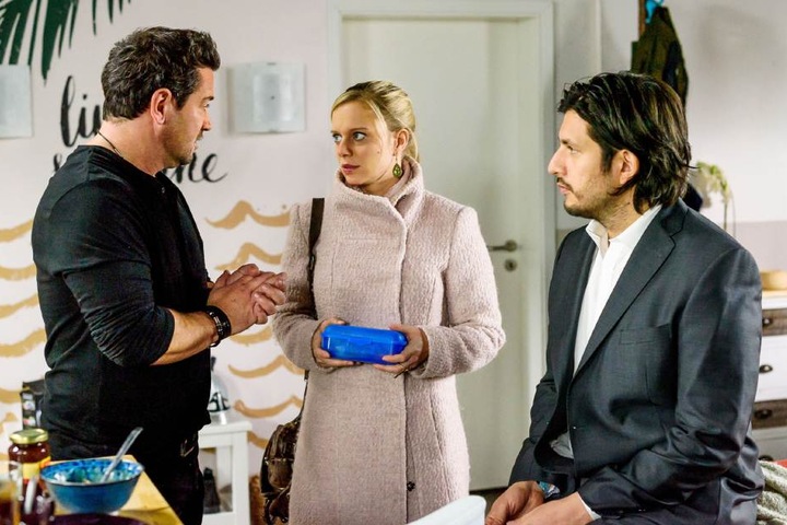 Marian (Sam Eisenstein, l.), Lena (Juliette Greco), Maximilian (Francisco Medina).