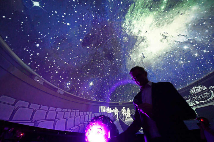 Das Zeiss-Großplanetarium im Prenzlauer Berg von innen.