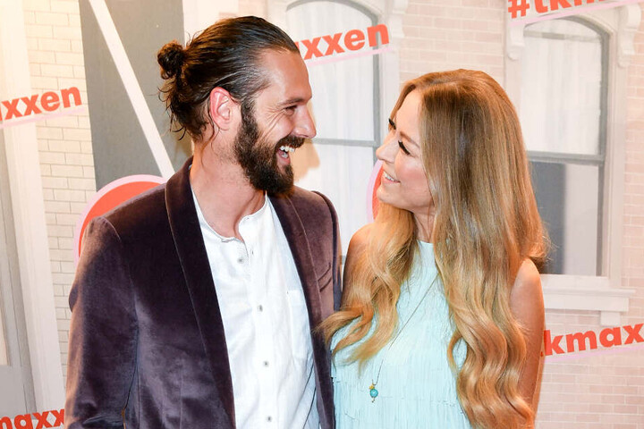 Das Male-Model erklärte, Jenny Elvers nicht als Schauspielerin gekannt zu haben.