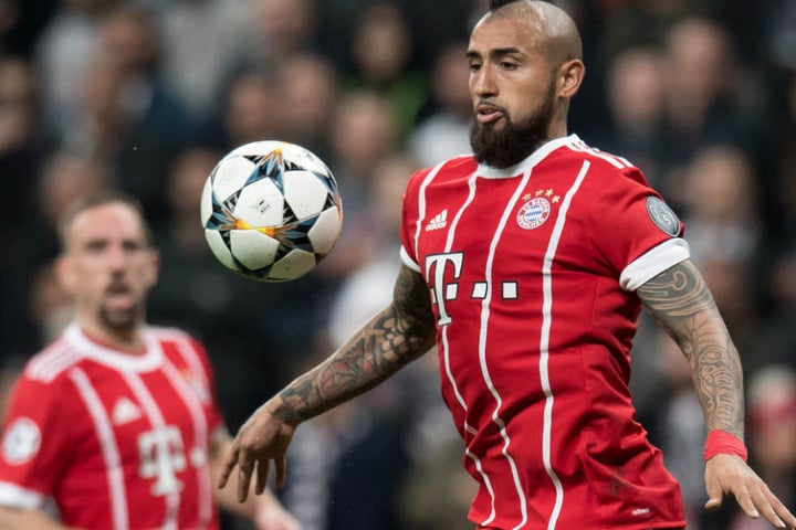 Arturo Vidal könnte den FC Bayern München in Richtung Spanien verlassen.