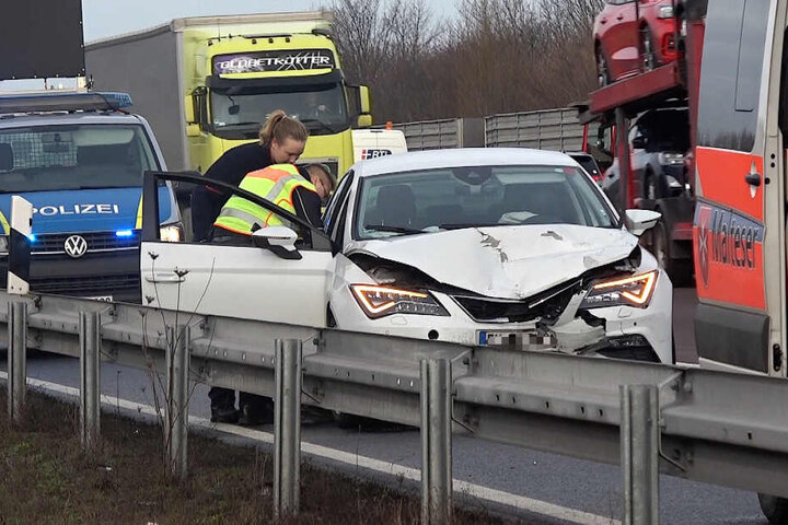 Ein weiterer Unfall ereignete sich auf der entgegengesetzten Fahrbahn.