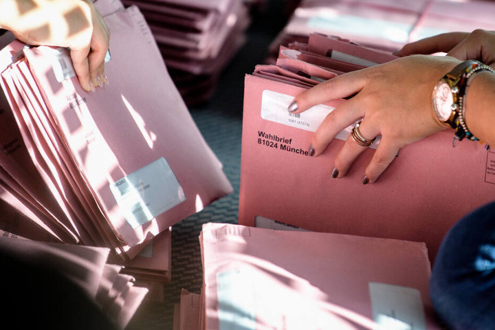 Am 26. Mai wird gewählt: Die Europawahl 2019 steht an - und jede Menge Arbeit für Helfer. (Symbolbild)