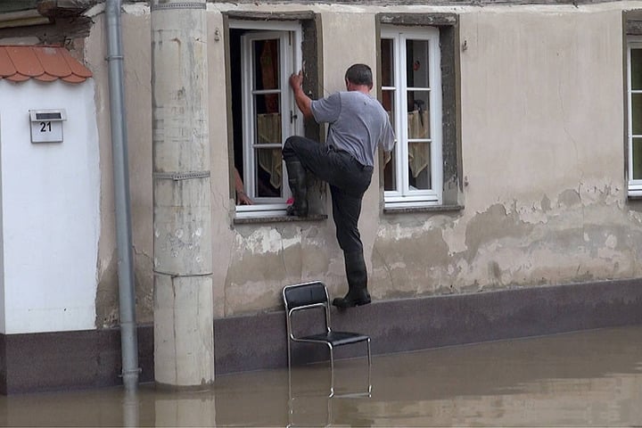 Die Einwohner von Harsleben versuchten am Freitagmorgen, zurück in zu kommen.