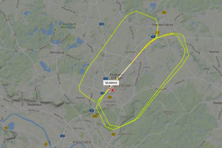 Bei Flightradar ist zu sehen, wie die Maschine Runden am Dresdner Himmel flog.