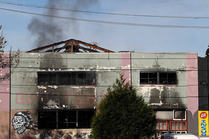 In dem als "Ghost Ship" in der Szene bekannten Halle brach das verheerende Feuer aus.