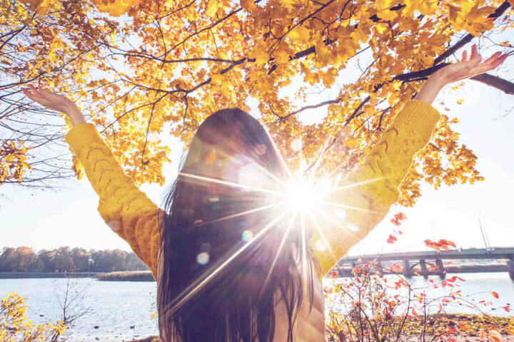 Von Freitag bis Sonntag heißt es: Die Sonne genießen! (Symbolbild)