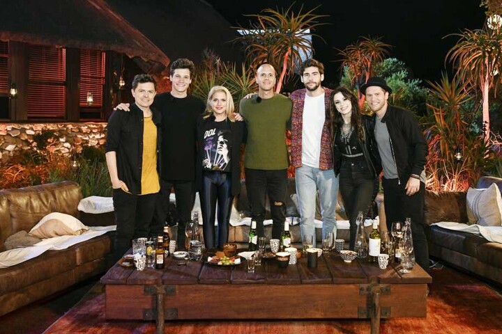 V.l.: Michael Patrick Kelly, Wincent Weiss, Jeanette Biedermann, Milow, Alvaro Soler, Jennifer Haben und Johannes Oerding