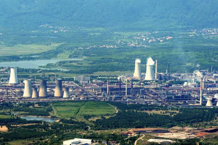 Vermutlich kommen die unangenehmen Gerüche von einer Chemiefabrik in Litvinov.