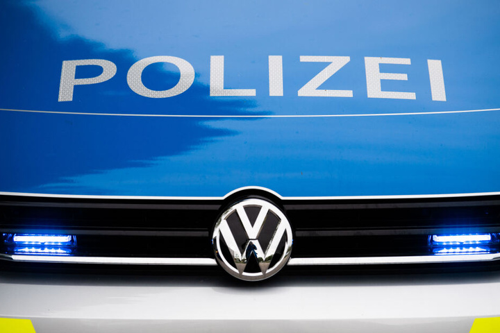 Die Ermittlungen der Polizei zur Tat laufen (Symbolbild).