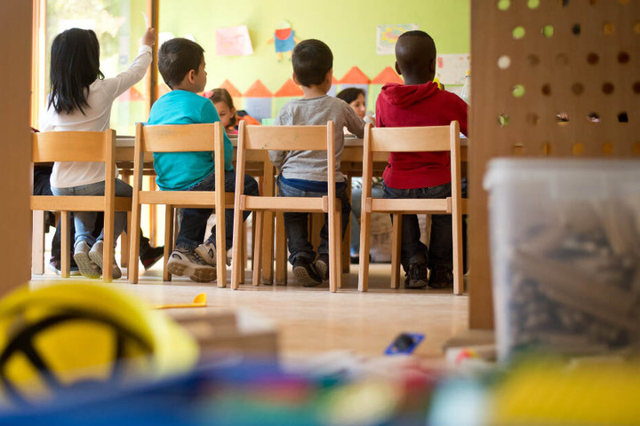 Zum Start des neuen Kindergartenjahres hat Melanie Huml für die umstrittene Masern-Impfung und andere Schutzimpfungen geworben. (Symbolbild)