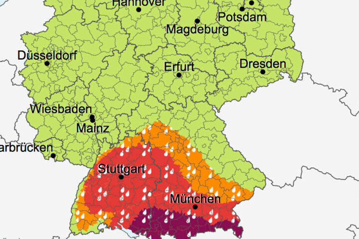 Im Süden Deutschlands wurde die höchste Unwetter-Warnstufe ausgerufen.