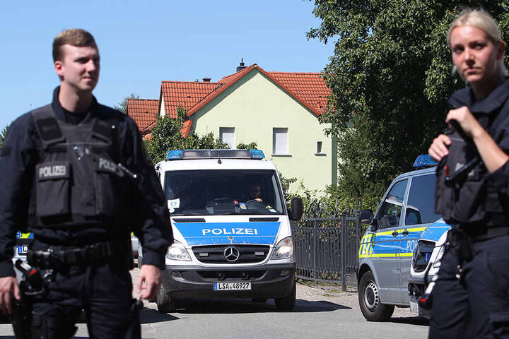 Ende August eskalierte in Sachsen-Anhalt die Zwangsräumung bei
Ex-Mister-Germany Adrian Ursache.