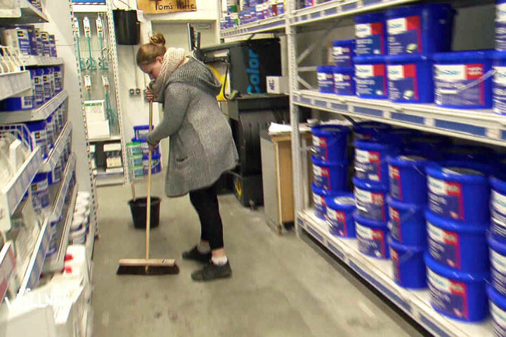 Noch ist Lavinia fleißig bei der Arbeit. Fragt sich nur, wie lange noch ...