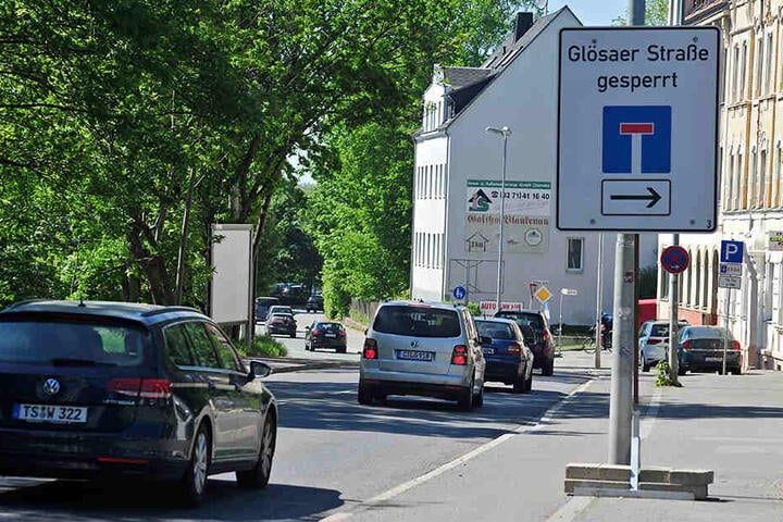 Sackgasse und Sperrung in der Glösaer Straße.