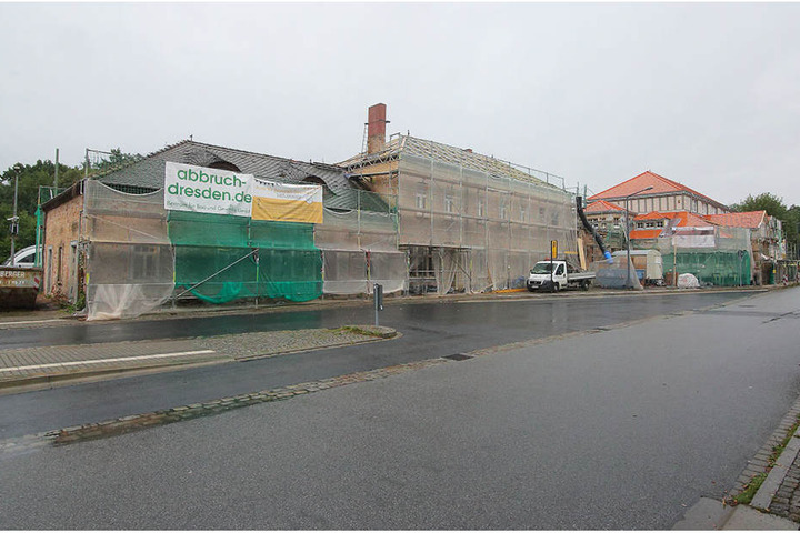 Der Schandfleck verschwindet: Der Bahnhof in Klotzsche wird saniert.