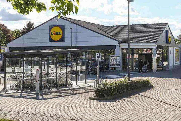 In diesen "Lidl" brach der ehemalige Wurstverkäufer durch die Wand ein.