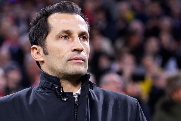 Hasan Salihamidzic hat bei den Fans des FC Bayern aktuell keinen leichten Stand.