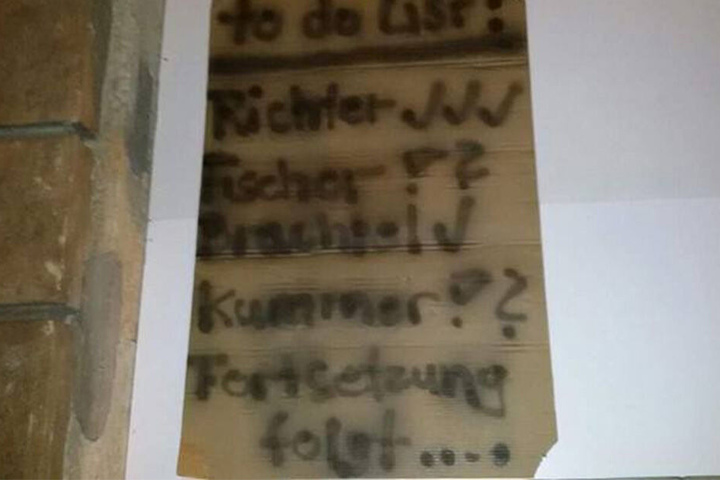 Diese Droh- und Bekennerliste hinterließ die Terrorgruppe am Tatort.