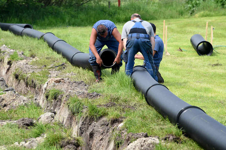 Hektoliterweise Bier fließt in Zukunft durch Pipelines aufs Gelände.