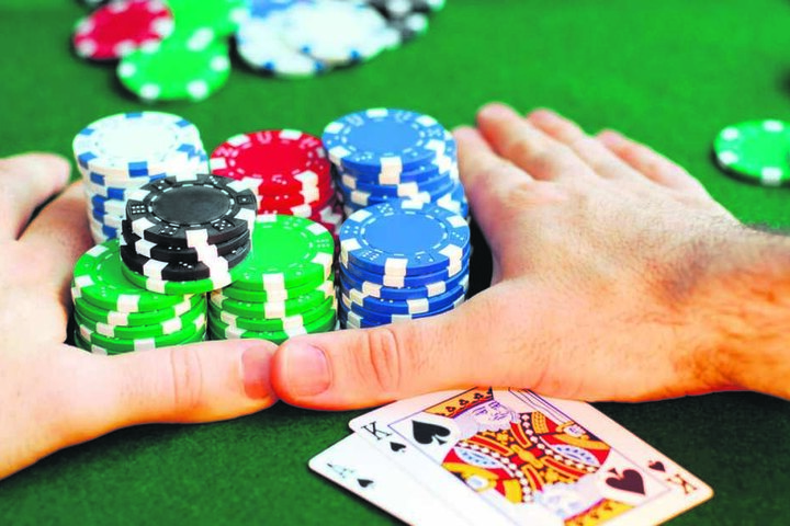 Pokern im Knast? Das sorgt für Kritik.