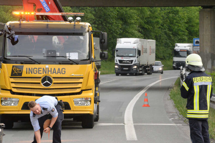 Beide Autos mussten abgeschleppt werden.