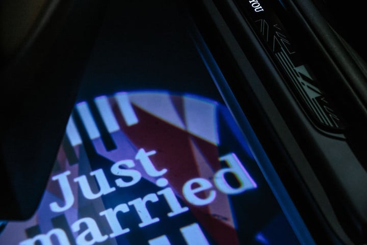 "Just married", eine Hommage an das Brautpaar.