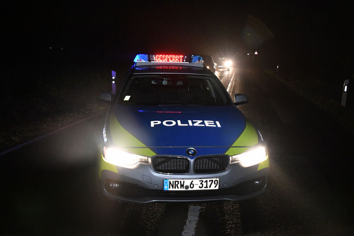 Die Polizei sperrte die Unfallstelle ab.