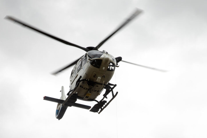 Auch ein Polizeihubschrauber war im Einsatz. (Symbolbild)