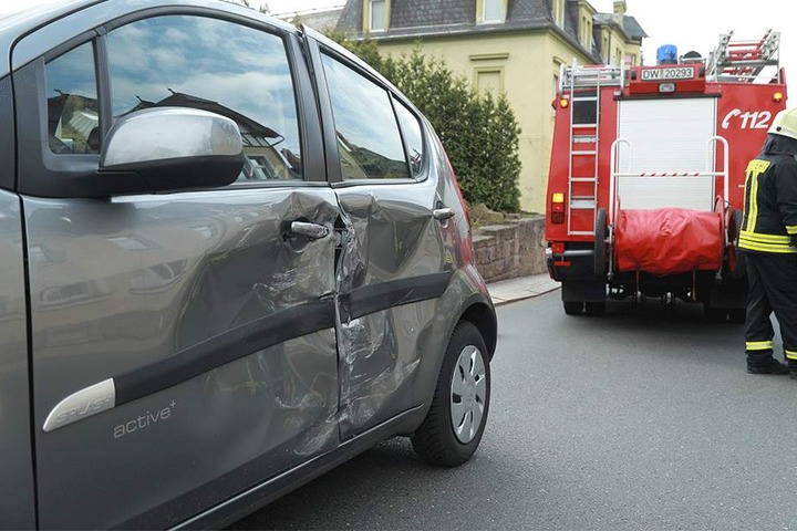 Dem Suzuki Splash krachte der Mitsubishi in die Seite.