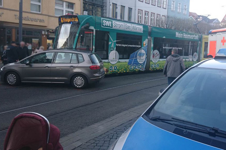 In der Bahn wurde eine Frau verletzt.