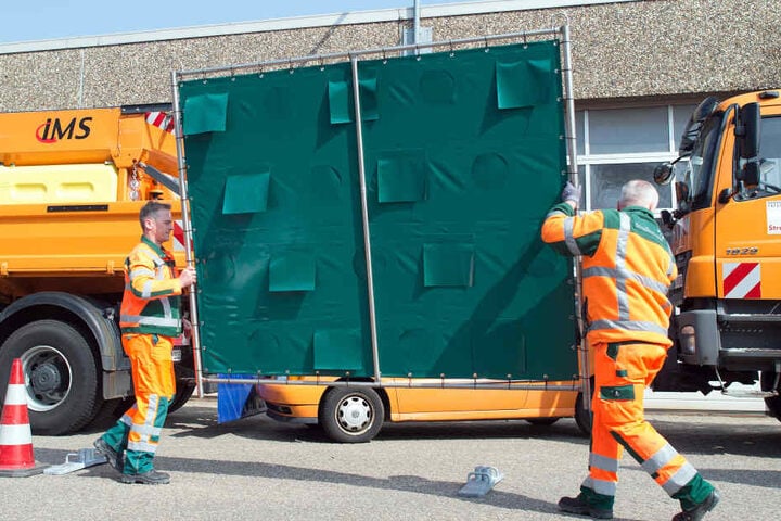 Die mobilen Wände gehören demnächst wohl zur Grundausstattung der Einsatzkräfte.