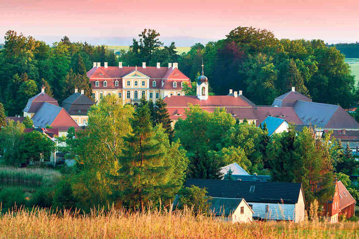 In Rammenau beginnt die westliche Oberlausitz: Auch das Barockschloss gehört
dazu.