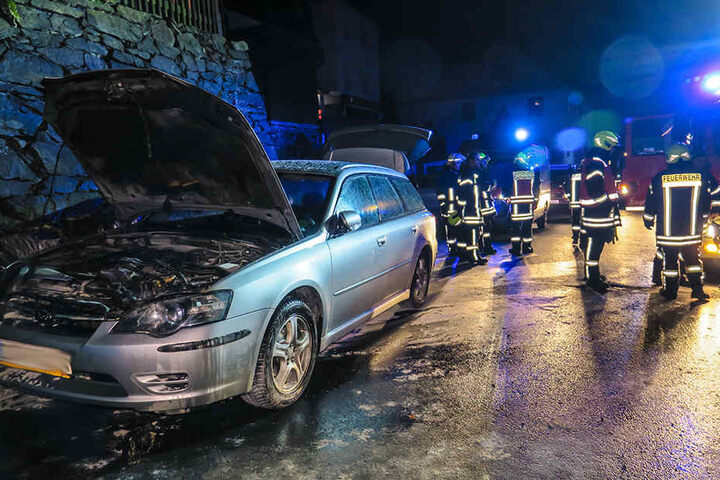 Kurz nach Mitternacht brannte in Schwarzenberg ein Subaru.